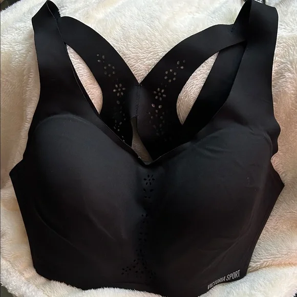 Victoria’s Secret Angel Max Sport Bra - Picture 2 of 12